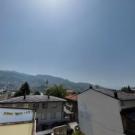 Luca Free Garage Parking *