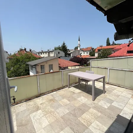Luca Free Garage Parking Appartement *